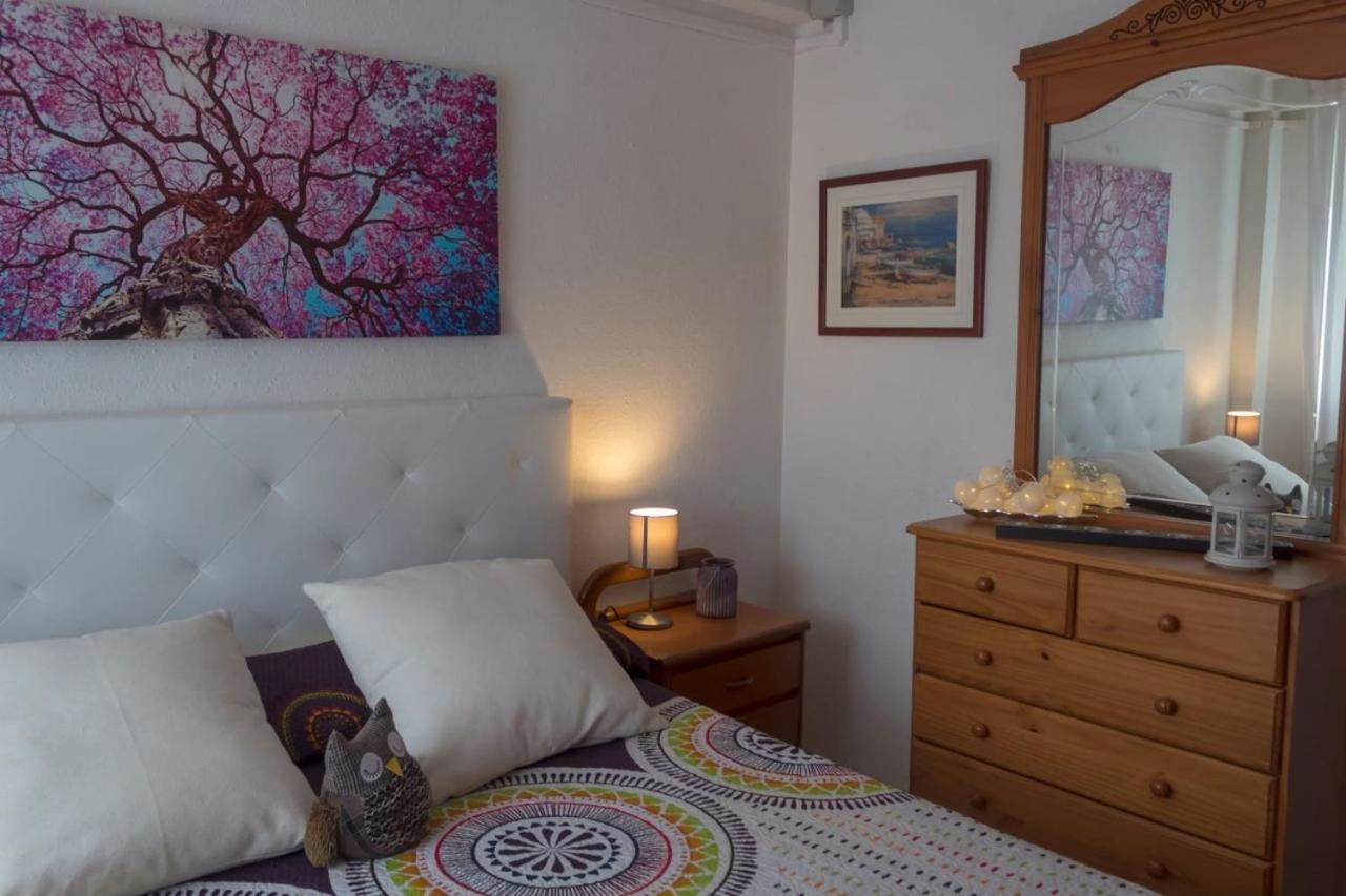 Anunci Tancat Capellans Apartment Салоу Екстериор снимка