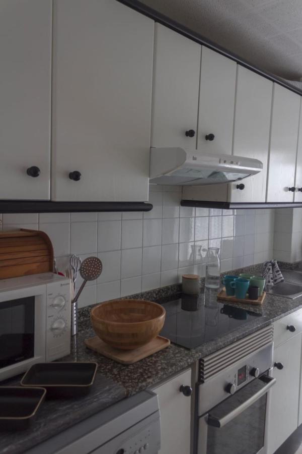 Anunci Tancat Capellans Apartment Салоу Екстериор снимка